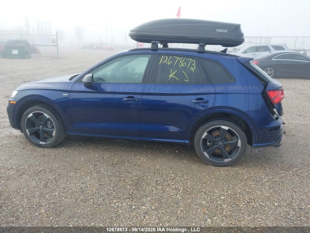 WA1FNAFY4K2119718 Audi Q5 Technik S-line