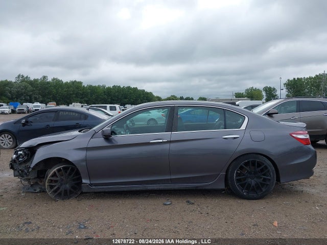 Продажа на аукционе авто 2016 Honda Accord Sport, vin: 1HGCR2F5XGA806127, номер лота: 12678722