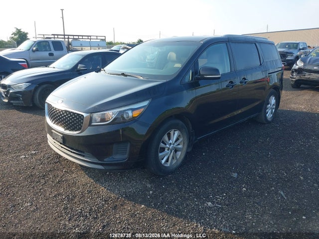 KIA SEDONA LX 2015 KNDMB5C1XF6063089 Image 2