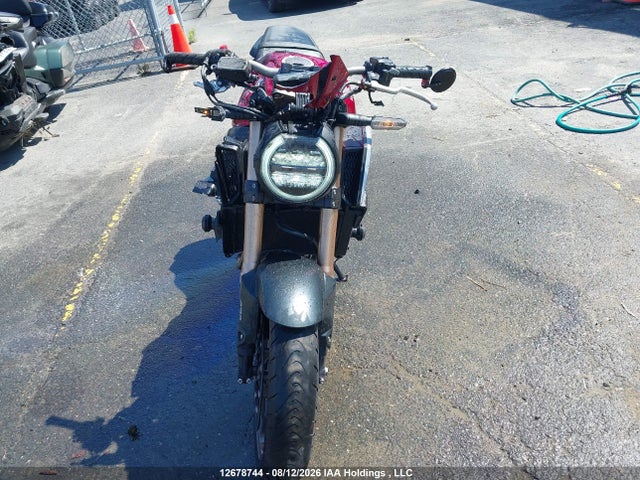 MLHRH0264L5100236 Honda Cb650 Ra