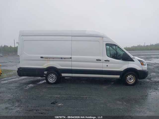 Ford Transit T-250 2017 1FTYR3XM8HKA12528 Image 14
