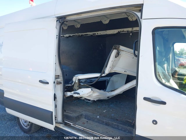 Ford Transit T-250 2017 1FTYR3XM8HKA12528 Image 8