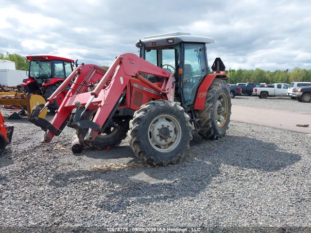 12678778 :رقم المزاد ، 8029BR07014 vin ، 2006 Massey Ferguson Mf492 مزاد بيع