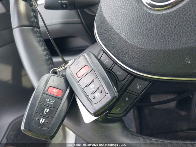 2T3R1RFV1LW084471 Toyota Rav4 Xle