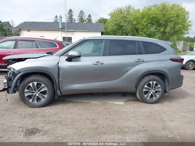 5TDKDRBH5TS597894 Toyota Highlander Xle Awd