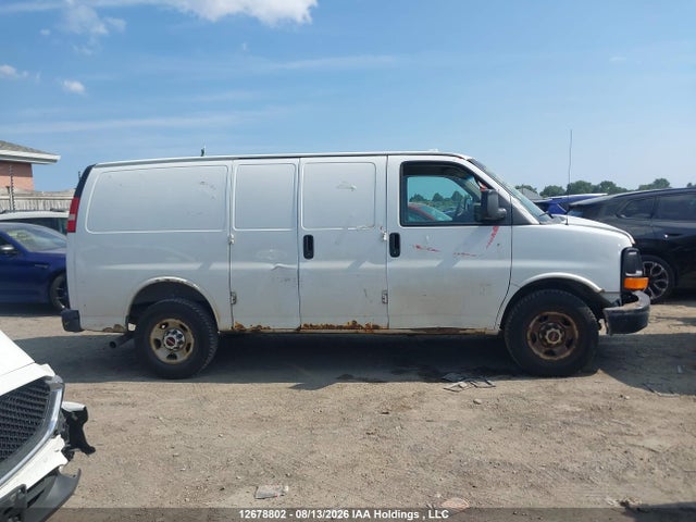 GMC Savana G2500 2015 1GTW7FCF6F1124995 Image 13