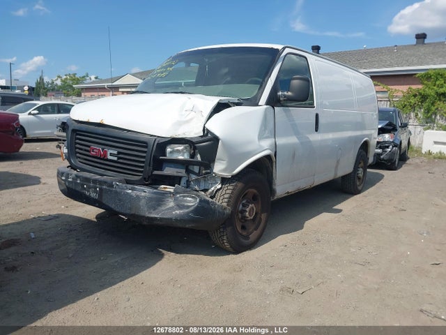 GMC Savana G2500 2015 1GTW7FCF6F1124995 Image 2