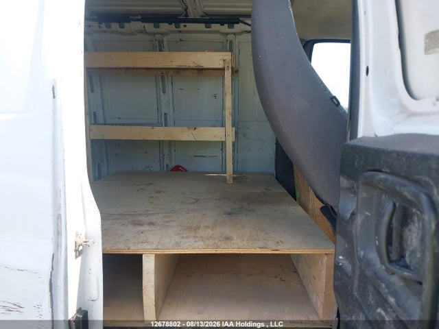 GMC Savana G2500 2015 1GTW7FCF6F1124995 Image 8
