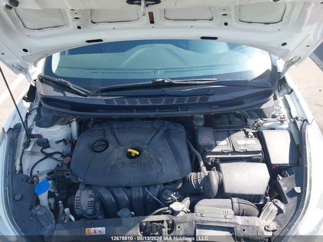 Hyundai ELANTRA GL 2015 5NPDH4AE1FH647174 Image 10
