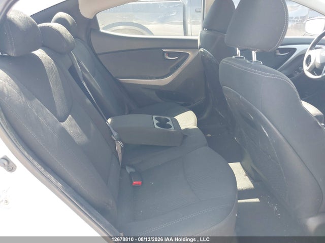 Hyundai ELANTRA GL 2015 5NPDH4AE1FH647174 Image 8