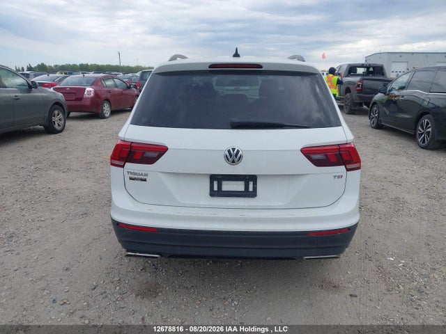 3VV1B7AX1JM214806 Volkswagen TIGUAN S