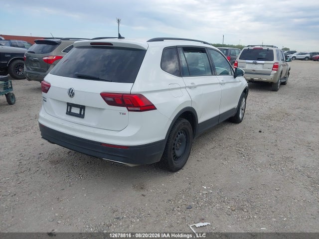 3VV1B7AX1JM214806 Volkswagen TIGUAN S