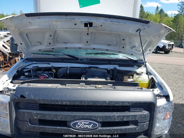 Ford Econoline E450 Super Duty Cutaway Van 2026 1FDWE4FNXTDD14771 Image 10
