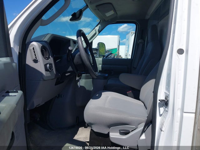 2026 Ford Econoline E450 Super Duty Cutaway Van მანქანა იყიდება აუქციონზე, vin: 1FDWE4FNXTDD14771, აუქციონის ნომერი: 12678820