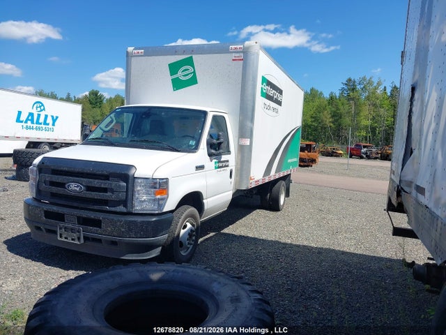 2026 Ford Econoline E450 Super Duty Cutaway Van მანქანა იყიდება აუქციონზე, vin: 1FDWE4FNXTDD14771, აუქციონის ნომერი: 12678820