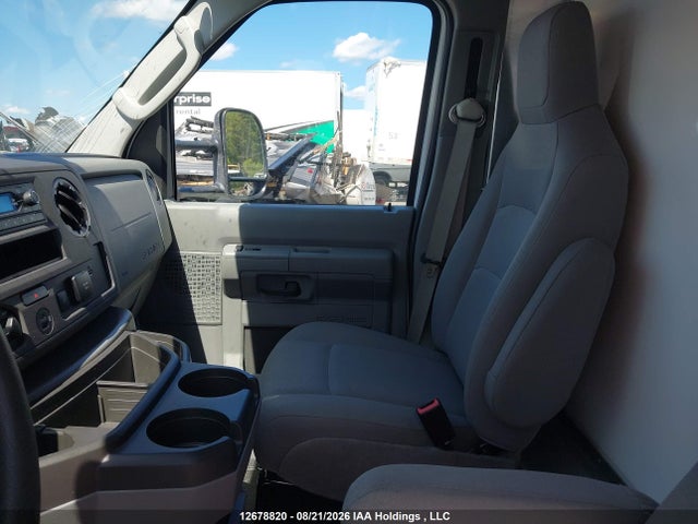 Ford Econoline E450 Super Duty Cutaway Van 2026 1FDWE4FNXTDD14771 Image 20