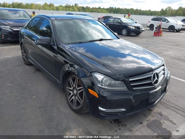 Продажа на аукционе авто 2014 Mercedes-benz C 350 4matic, vin: WDDGF8JB9EG176075, номер лота: 12678841