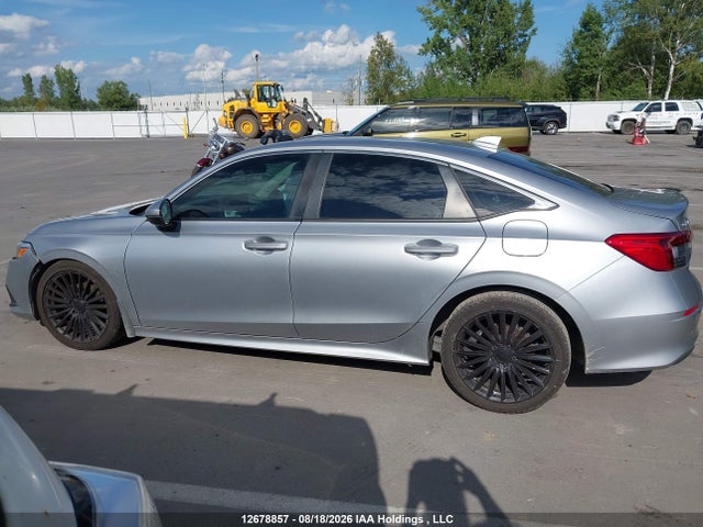 2HGFE1F99PH001548 Honda Civic Touring