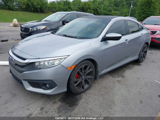 Honda CIVIC SE 2018 2HGFC2F63JH025868 Image 2