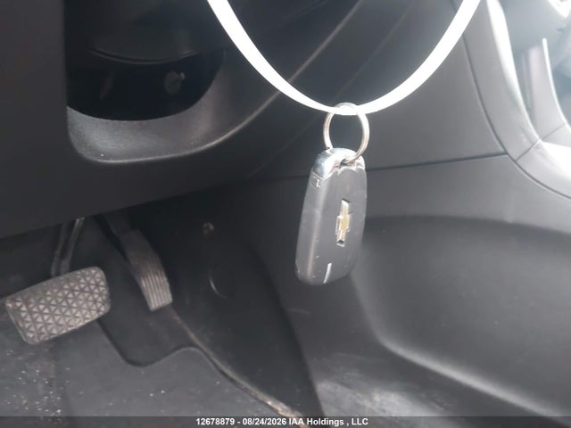 2GNAXKEV5K6165267 Chevrolet EQUINOX LT