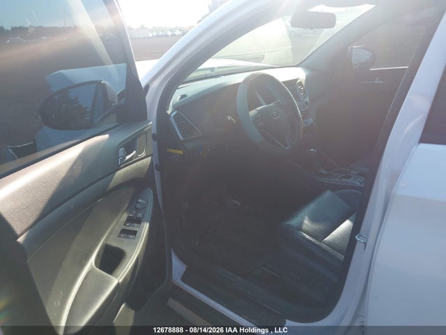 Hyundai TUCSON SE 2017 KM8J3CA48HU363354 Image 17