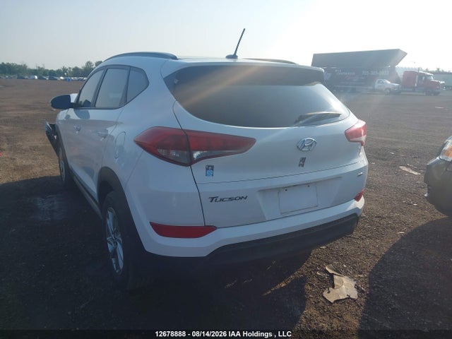Hyundai TUCSON SE 2017 KM8J3CA48HU363354 Image 3