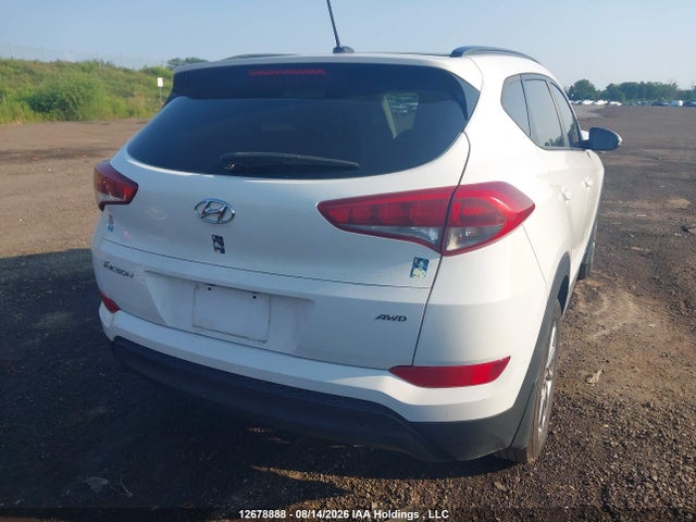 Hyundai TUCSON SE 2017 KM8J3CA48HU363354 Image 4