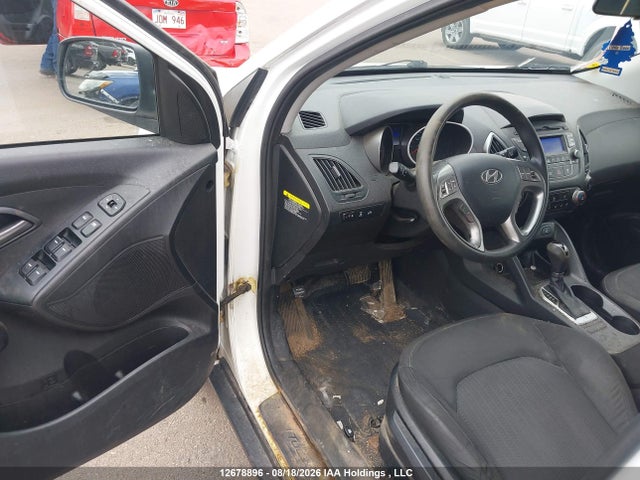 Продажа на аукционе авто 2015 Hyundai Tucson Gl, vin: KM8JTCAF4FU952139, номер лота: 12678896