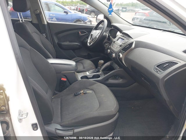 Продажа на аукционе авто 2015 Hyundai Tucson Gl, vin: KM8JTCAF4FU952139, номер лота: 12678896