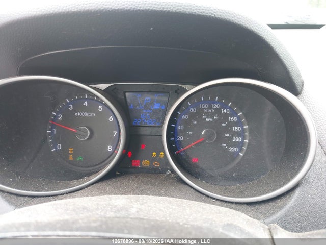 Продажа на аукционе авто 2015 Hyundai Tucson Gl, vin: KM8JTCAF4FU952139, номер лота: 12678896