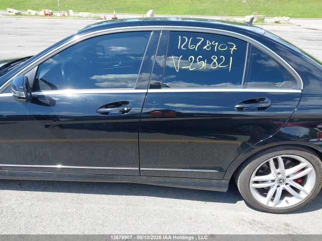 WDDGF8ABXEG251821 Mercedes-Benz C 300 4matic