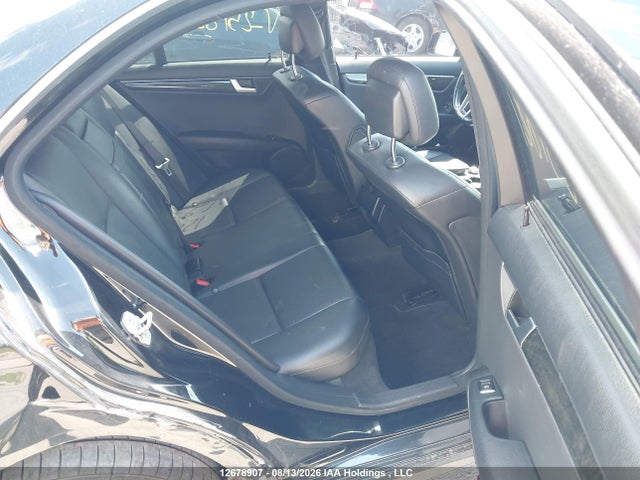 WDDGF8ABXEG251821 Mercedes-Benz C 300 4matic