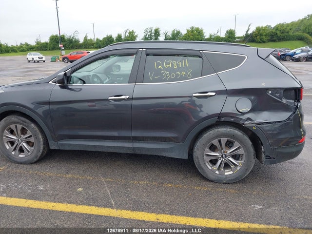 Продажа на аукционе авто 2016 Hyundai Santa Fe Sport 2.4 Base, vin: 5XYZT3LB9GG330978, номер лота: 12678911