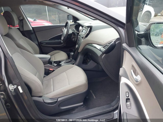 Продажа на аукционе авто 2016 Hyundai Santa Fe Sport 2.4 Base, vin: 5XYZT3LB9GG330978, номер лота: 12678911