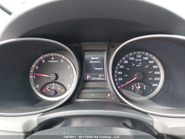Продажа на аукционе авто 2016 Hyundai Santa Fe Sport 2.4 Base, vin: 5XYZT3LB9GG330978, номер лота: 12678911