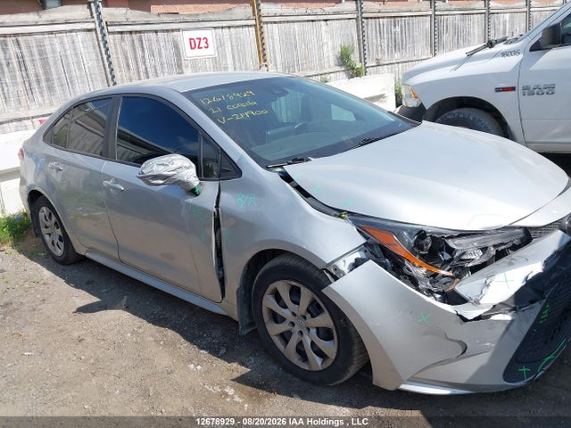 12678929 :رقم المزاد ، 5YFBPMBE8MP214900 vin ، 2021 Toyota Corolla Le مزاد بيع