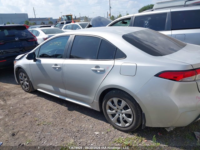 12678929 :رقم المزاد ، 5YFBPMBE8MP214900 vin ، 2021 Toyota Corolla Le مزاد بيع