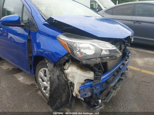 VNKKTUD3XJA100170 Toyota YARIS LE