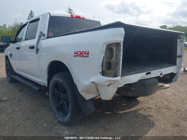 3C6RR7KG5NG374727 RAM 1500 Classic Tradesman