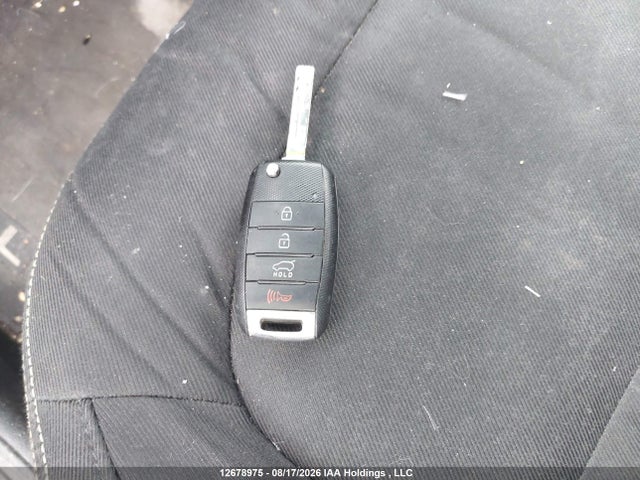 KIA SOUL + 2016 KNDJP3A51G7274997 Image 11