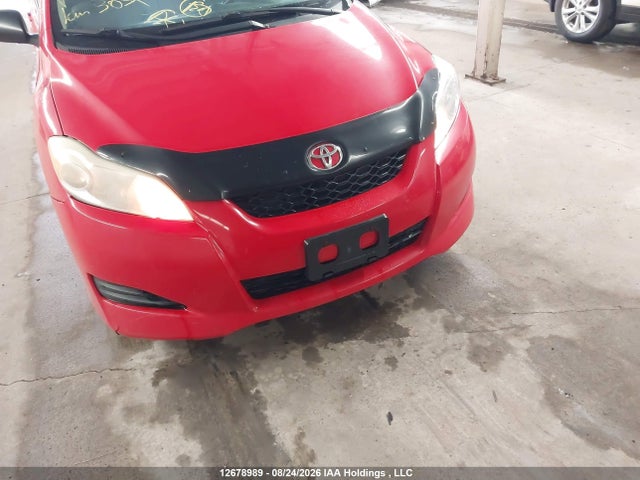 12678989 :رقم المزاد ، 2T1KU4EE3BC647624 vin ، 2011 Toyota Matrix مزاد بيع