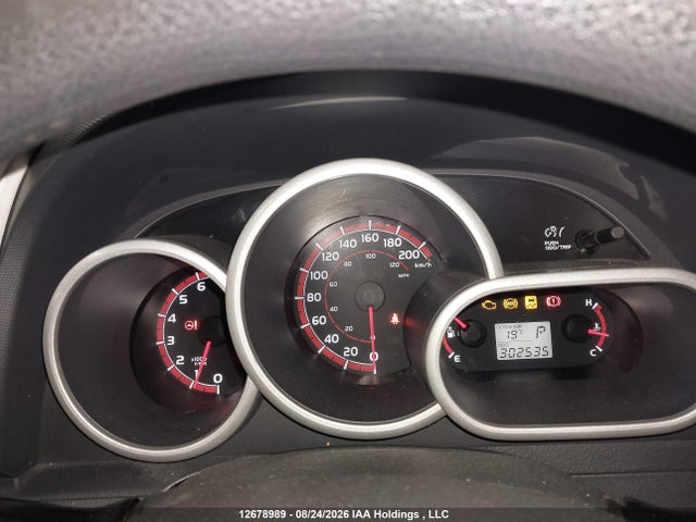 12678989 :رقم المزاد ، 2T1KU4EE3BC647624 vin ، 2011 Toyota Matrix مزاد بيع
