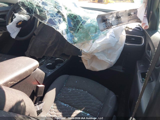 2GNAXUEV8K6175321 Chevrolet EQUINOX LT