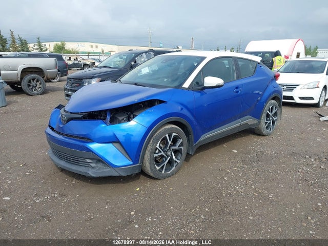 Toyota C-HR XLE 2018 NMTKHMBX7JR042665 Image 2