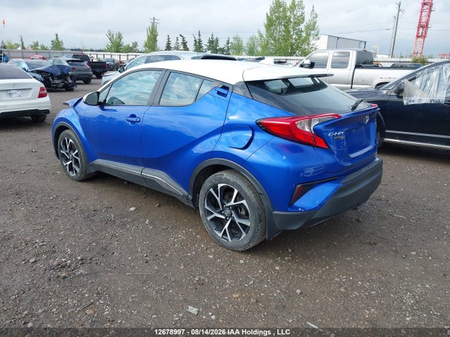 Toyota C-HR XLE 2018 NMTKHMBX7JR042665 Image 3