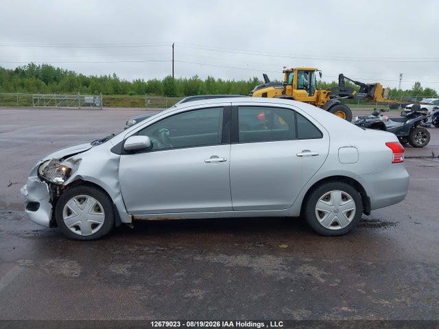 2010 Toyota Yaris მანქანა იყიდება აუქციონზე, vin: JTDBT4K34A1383449, აუქციონის ნომერი: 12679023