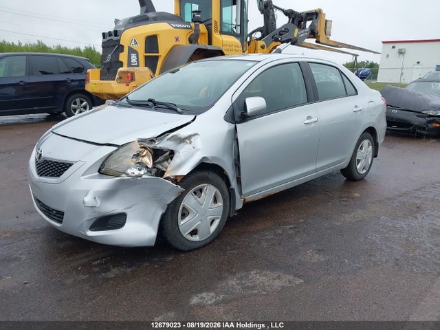 2010 Toyota Yaris მანქანა იყიდება აუქციონზე, vin: JTDBT4K34A1383449, აუქციონის ნომერი: 12679023