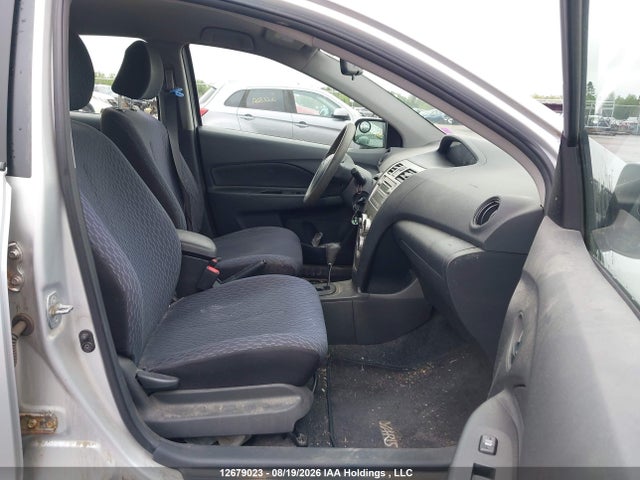 2010 Toyota Yaris მანქანა იყიდება აუქციონზე, vin: JTDBT4K34A1383449, აუქციონის ნომერი: 12679023