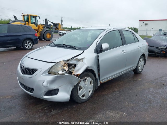 2010 Toyota Yaris მანქანა იყიდება აუქციონზე, vin: JTDBT4K34A1383449, აუქციონის ნომერი: 12679023