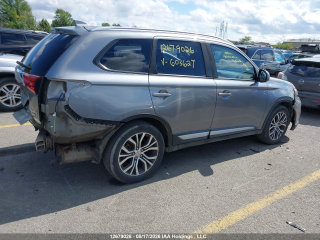 Mitsubishi Outlander Es 2018 JA4AZ2A33JZ603627 Image 14